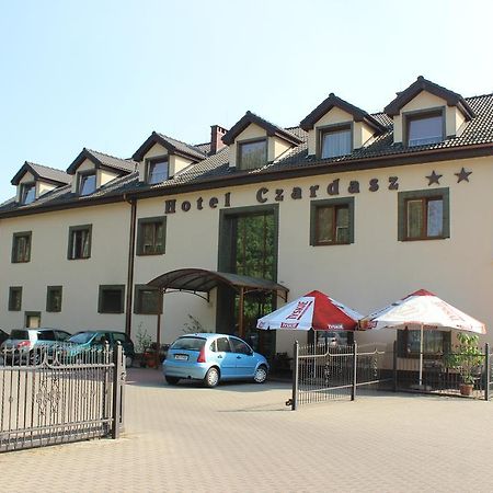 Hotel Czardasz Września المظهر الخارجي الصورة