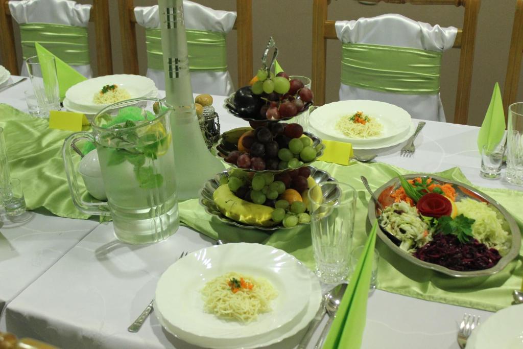 Hotel Czardasz Września المظهر الخارجي الصورة