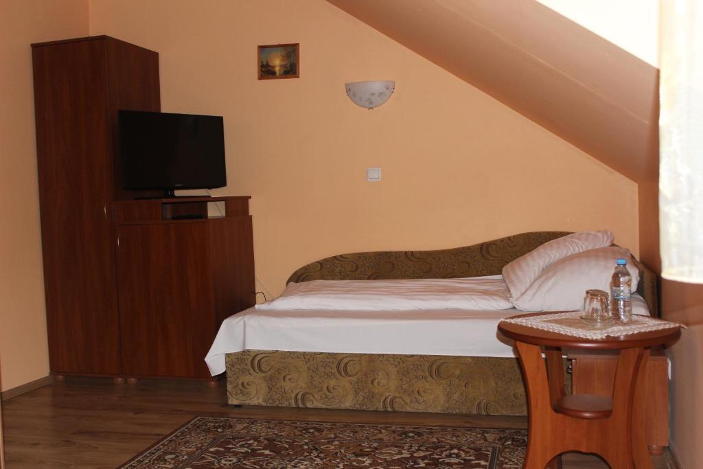 Hotel Czardasz Września المظهر الخارجي الصورة